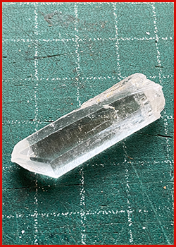 Single Specimen of Quartz Crystal